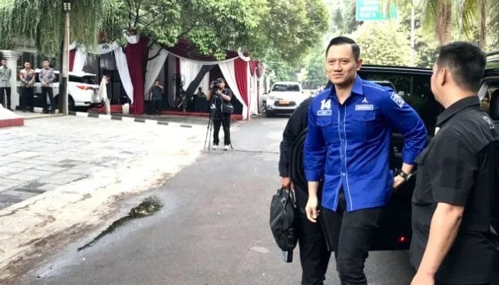 Hormati sebagai Mantan Komandan, Prabowo Subianto Kunjungi SBY sebelum Daftar ke KPU