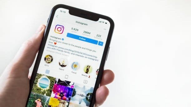 Mengenal fungsi fitur pratinjau postingan dan Grid dari Instagram yang memudahkan pengguna tiap kali akan unggah foto atau video di feed dalam media sosial Instagram.