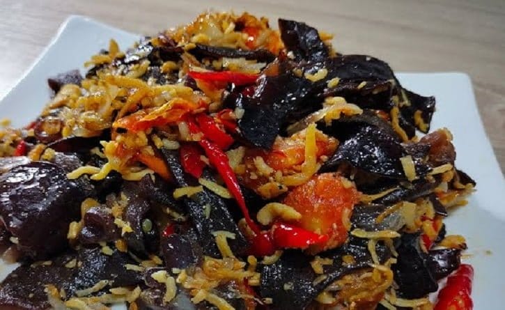 Resep dan Cara Memasak Jamur Kuping Sambal Teri