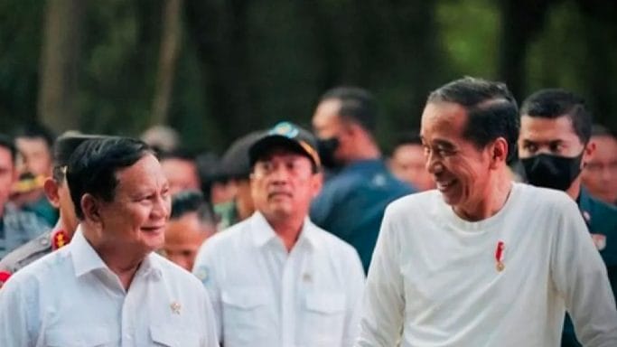 Jokowi effect disebut tingkatkan elektabilitas pasangan Prabowo Subianto dan Gibran Rakabuming Raka. Ungkapan itu berasal dari hasil survei dari Ipsos Public Affairs, yang juga katakan, capres dan cawapres nomor urut 2 ini disebut paling berpotensi melanjutkan program dari Presiden Jokowi.