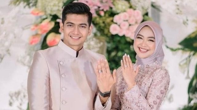 Fakta-fakta Ria Ricis gugat cerai suaminya Teuku Ryan dan menuntut nafkah anak hingga hak asuh anak jatuh pada salah satu YouTuber ternama ini.