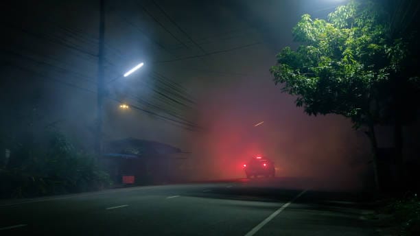 Cerita horor patung kuda di Jalan Cipaganti, Bandung, teror pendekar tanpa kepala yang menakutkan hingga kini. Bahkan, cerita horor patung kuda di Jalan Cipaganti telah menjadi salah satu urban legend di Bandung.