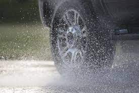 Aquaplaning hingga Penyebabnya, Bisa Bikin Mobil Kecelakaan Terbalik. (Foto: Honda Indonesia)