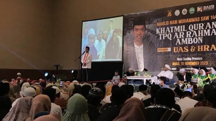 Fakta-fakta foto singa dan induknya yang diunggah oleh Ustaz Abdul Somad (UAS), benarkah menyinggung tata krama anak Presiden Jokowi?