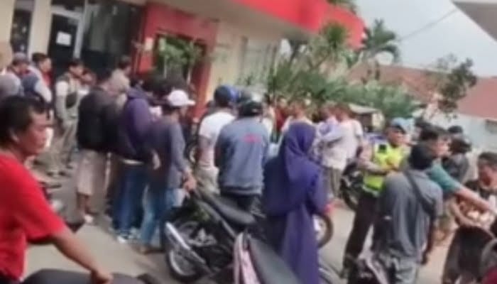 Puluhan Motor di SPBU Patumbak Mogok Usai Isi BBM