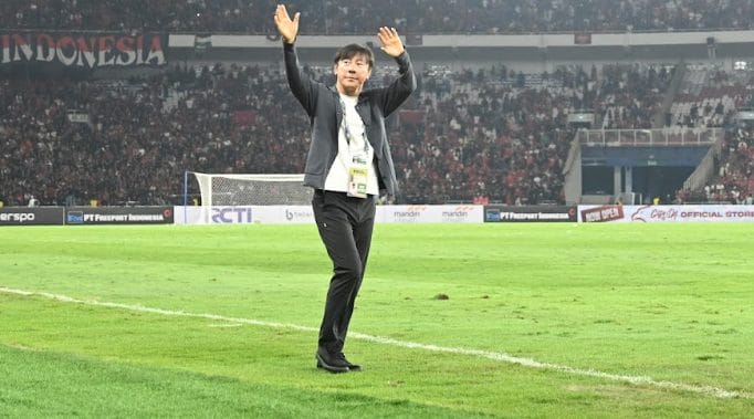 Perpanjangan kontrak Shin Tae-yong masih jadi pembahasan. (Foto: inversi.id)