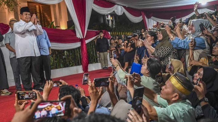 Komisi Pemilihan Umum (KPU) RI umumkan pemenang Pilpres 2024 yakni, pasangan Calon Presiden dan Wakil Presiden RI Prabowo Subianto-Gibran Rakabuming Raka sebagai Presiden dan Wakil Presiden RI periode 2024-2029.