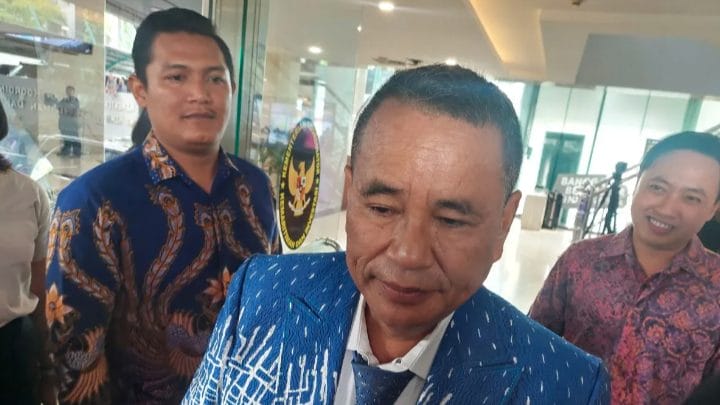 Respon kuasa hukum pasangan calon presiden dan calon wakil presiden nomor urut 2 Prabowo Subianto dan Gibran Rakabuming Raka, Hotman Paris, soal kubu Anies Baswedan dan Ganjar Pranowo yang meminta Gibran Rakabuming Raka didiskualifikasi dari Pilpres 2024.