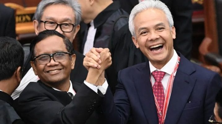 Absennya pasangan capres-cawapres nomor urut 3, Ganjar Pranowo-Mahfud MD, dalam acara penetapan Prabowo Subianto-Gibran Rakabuming sebagai presiden dan wakil presiden terpilih di Kantor KPU RI pada Rabu, 24 April 2024, masih menjadi sorotan publik.