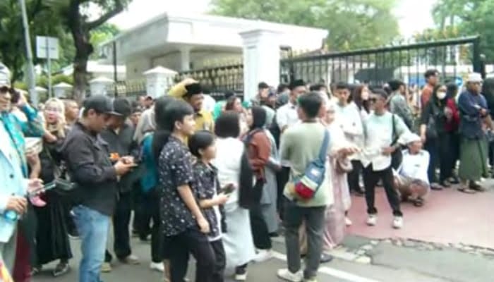 Fakta-fakta Open House Jokowi di Istana saat Lebaran, Antrean Mengular di Jalan