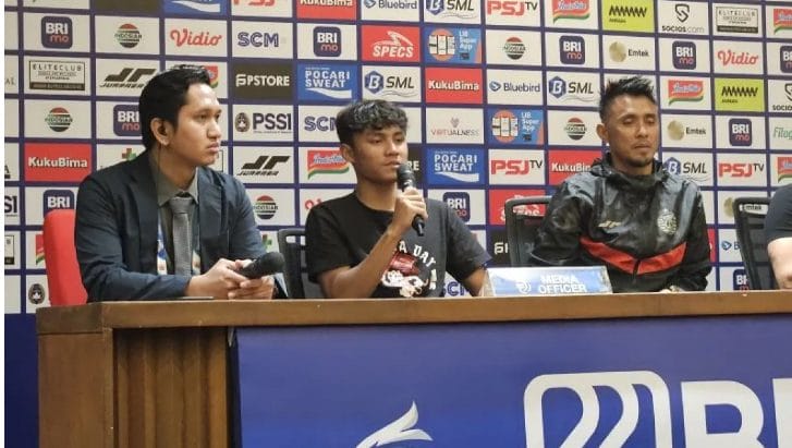 Profil dan biodata Rafa Abdurrahman, anak Maman Abdurrahman yang ukir sejarah karena bermain dalam klub yang sama. Yakni, Persija Jakarta.