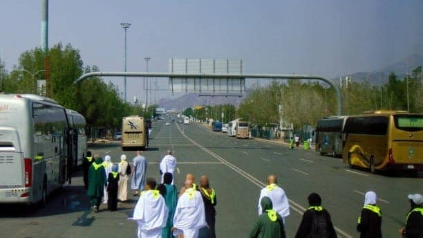 Arab Saudi mengumumkan pada Minggu, 23 Juni 2024 bahwa lebih dari 1.300 jemaah haji meninggal dunia selama pelaksanaan ibadah haji di tengah cuaca yang sangat panas. Sebagian besar jemaah yang meninggal diketahui tidak memiliki izin resmi.