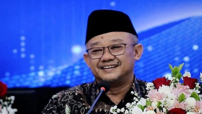 Sekretaris Umum PP Muhammadiyah Abdul Mu'ti menyatakan bahwa organisasi tersebut tidak akan terburu-buru dalam menyikapi pemberian izin pengelolaan tambang bagi organisasi kemasyarakatan (ormas) keagamaan.