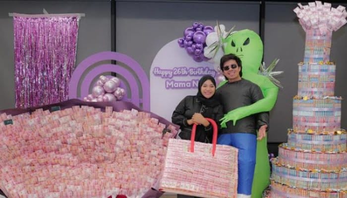 Potret Perayaan Ultah Aurel Hermansyah ke-26, Hadiah Uang Tingkat 12 dari Suami