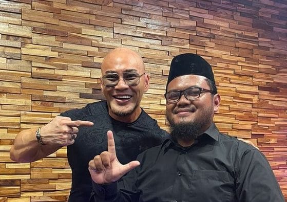 Foto: Guru Gembul dengan Deddy Corbuzier (Dok: Ist)