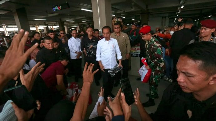 "Belum ada keputusan, belum ada rapat," ujar Jokowi.