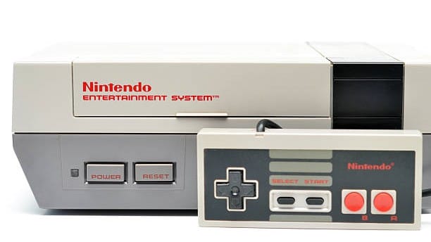 Pengunjung museum ini akan dibawa dalam perjalanan nostalgia menyusuri sejarah panjang Nintendo. Museum ini didirikan di atas lahan bekas pabrik kartu bermain Nintendo, yang menambah nilai historisnya.