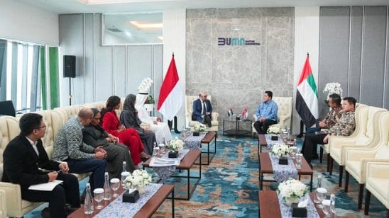 "Hari ini saya bertemu dengan Undersecretary at the Ministry of Investment of UAE, Mr. Mohammad Alhawi. Kami mendorong kerja sama di sektor pariwisata melalui penambahan flight-slot penerbangan langsung Maskapai Etihad dengan rute Abu Dhabi-Jakarta khususnya pada Winter Season tahun ini," jelasnya.