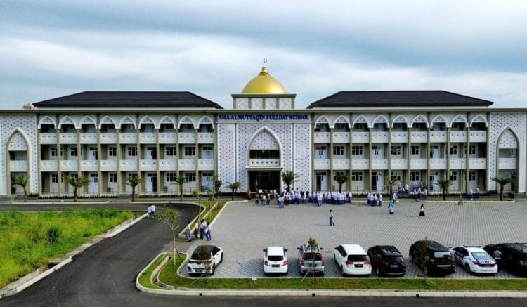 SMA AL Muttaqin Tasikmalaya. (Foto: sma-almuttaqin-tasikmalaya.sch.id)