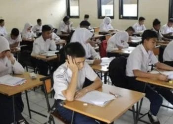 Nostalgia Manis Ujian Nasional: Dari Pensil 2B hingga Tangis Haru