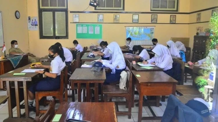 Pro-Kontra Libur Sekolah Satu Bulan Penuh Selama Ramadan