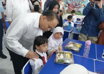 Program Makan Bergizi Gratis Resmi Diluncurkan di 26 Provinsi Indonesia