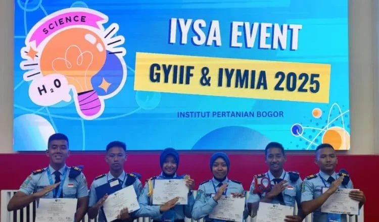 Siswa SMAN 3 Taruna Angkasa Jawa Timur berhasil meraih medali emas dalam ajang International Global Youth Invention and Innovation Fair (GYIIF) untuk kategori Innovation Science. (Foto: Dinas Pendidikan Jawa Timur)